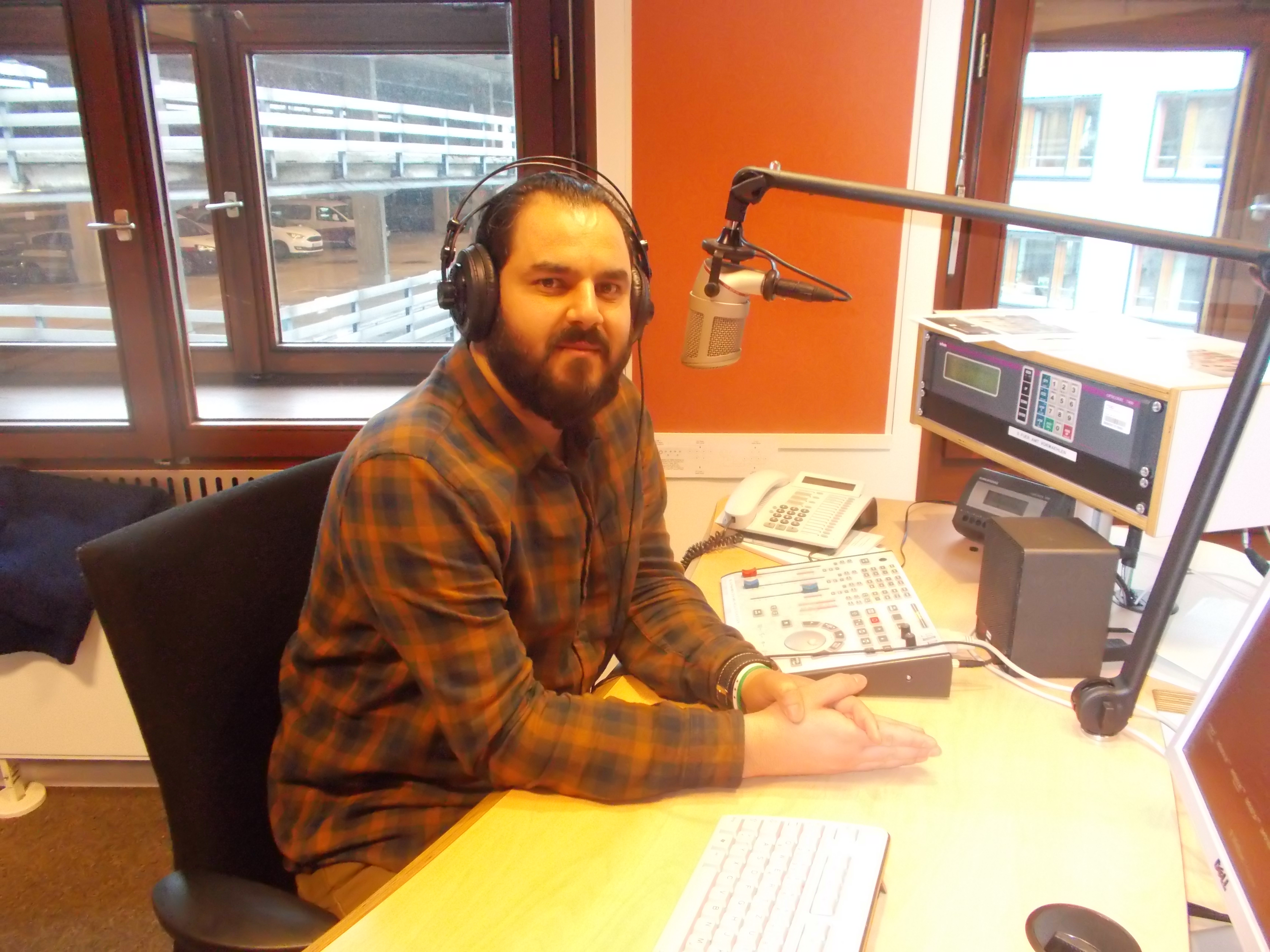 Fuß fassen in deutschen Redaktionen - M - Menschen Machen Medien (ver.di)