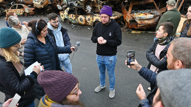 Gruppe Journalisten in der Ukraine